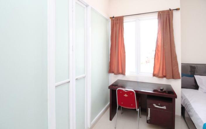 Kamar Keluarga Tanah Abang Hotel Jakarta Exterior photo